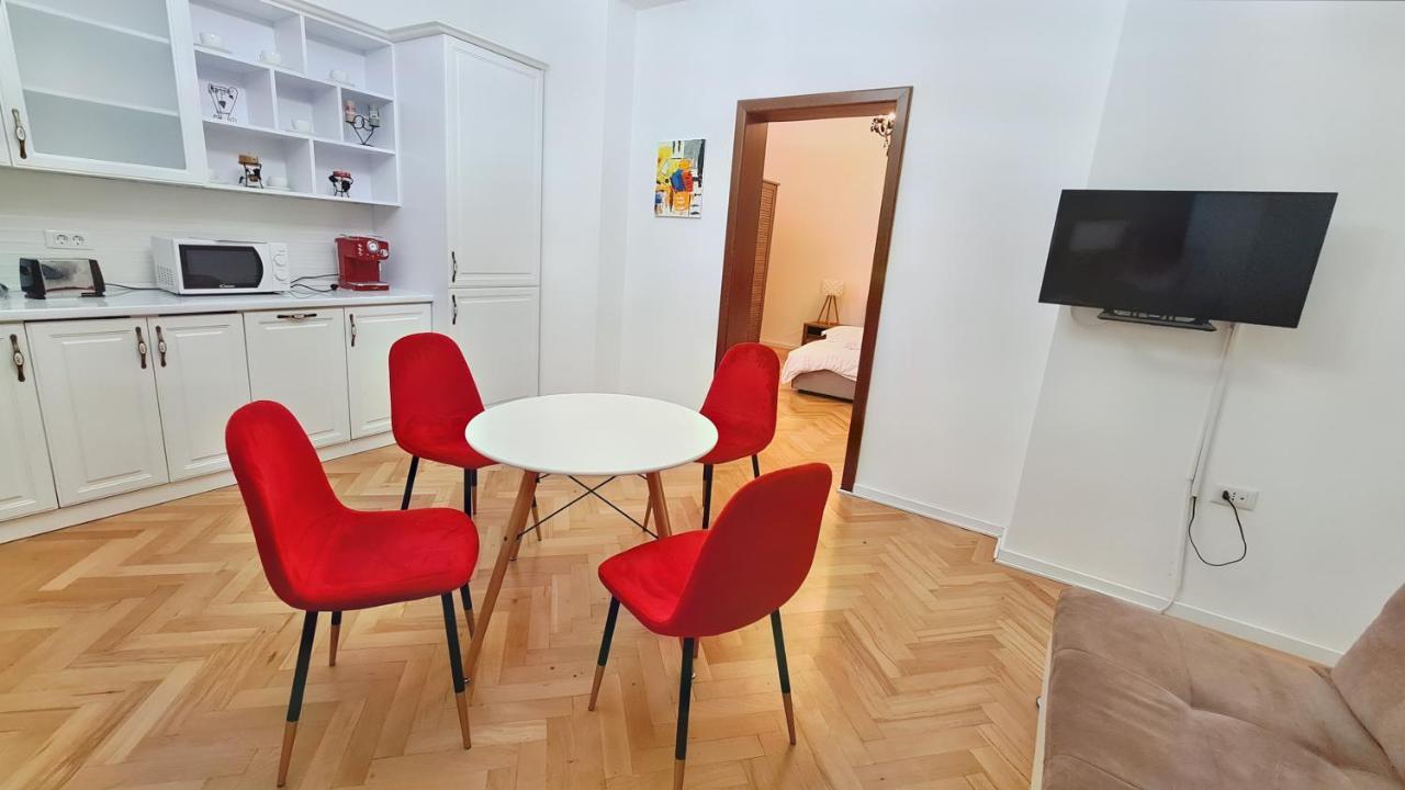 Spacious 5* Luxury In Historic Center Free Parking كلوج-نابوكا المظهر الخارجي الصورة
